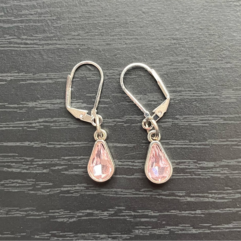 Chic Silver and Pink Teardrop Earrings